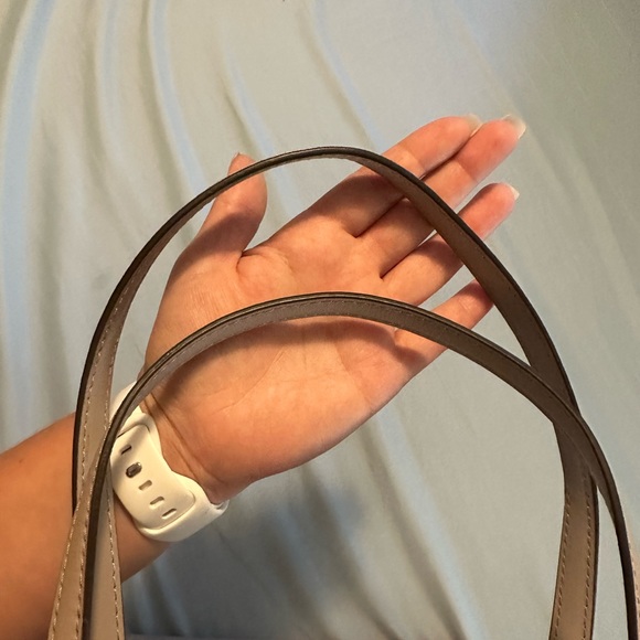 NWOT Kate spade Tote W/ dust bag - Picture 3 of 7